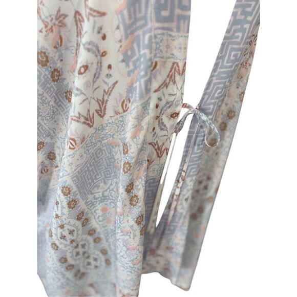 NWT Victoria’s Secret swim coverup - OS - Picture 4 of 9